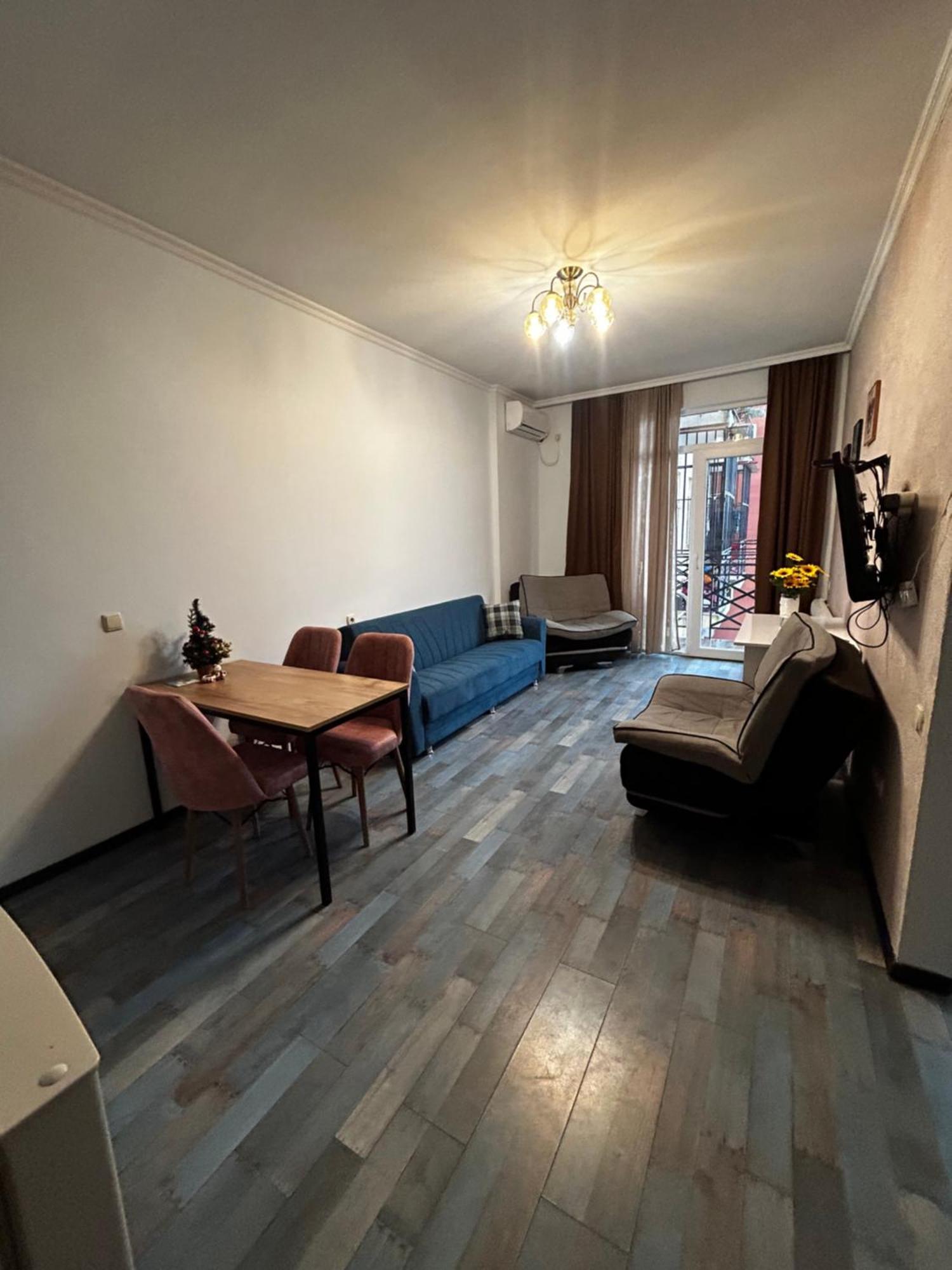 Мой Дом Apartment Batumi Ngoại thất bức ảnh