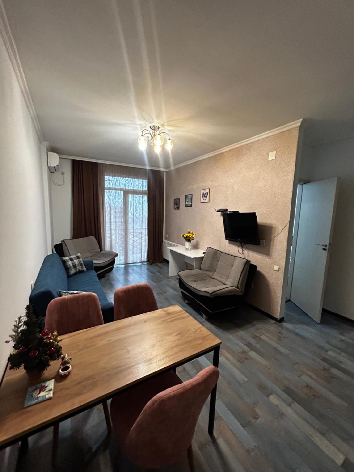 Мой Дом Apartment Batumi Ngoại thất bức ảnh