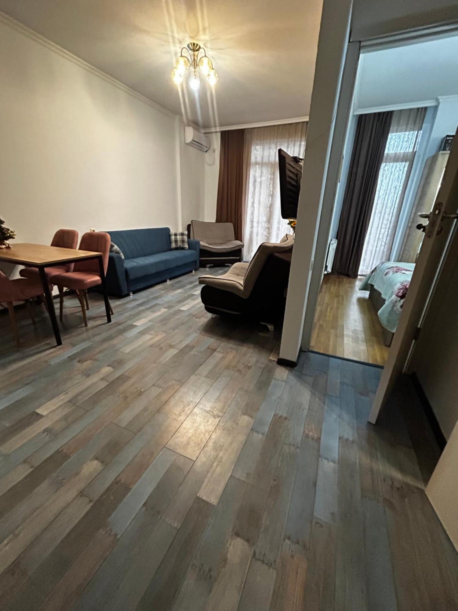 Мой Дом Apartment Batumi Ngoại thất bức ảnh
