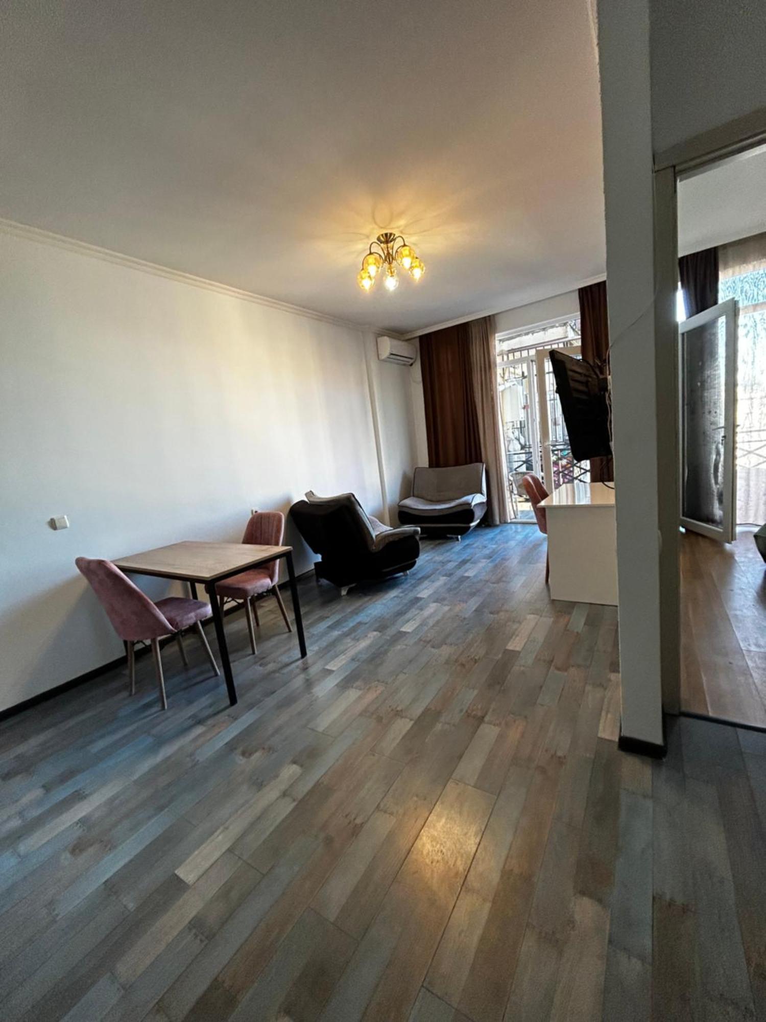 Мой Дом Apartment Batumi Ngoại thất bức ảnh